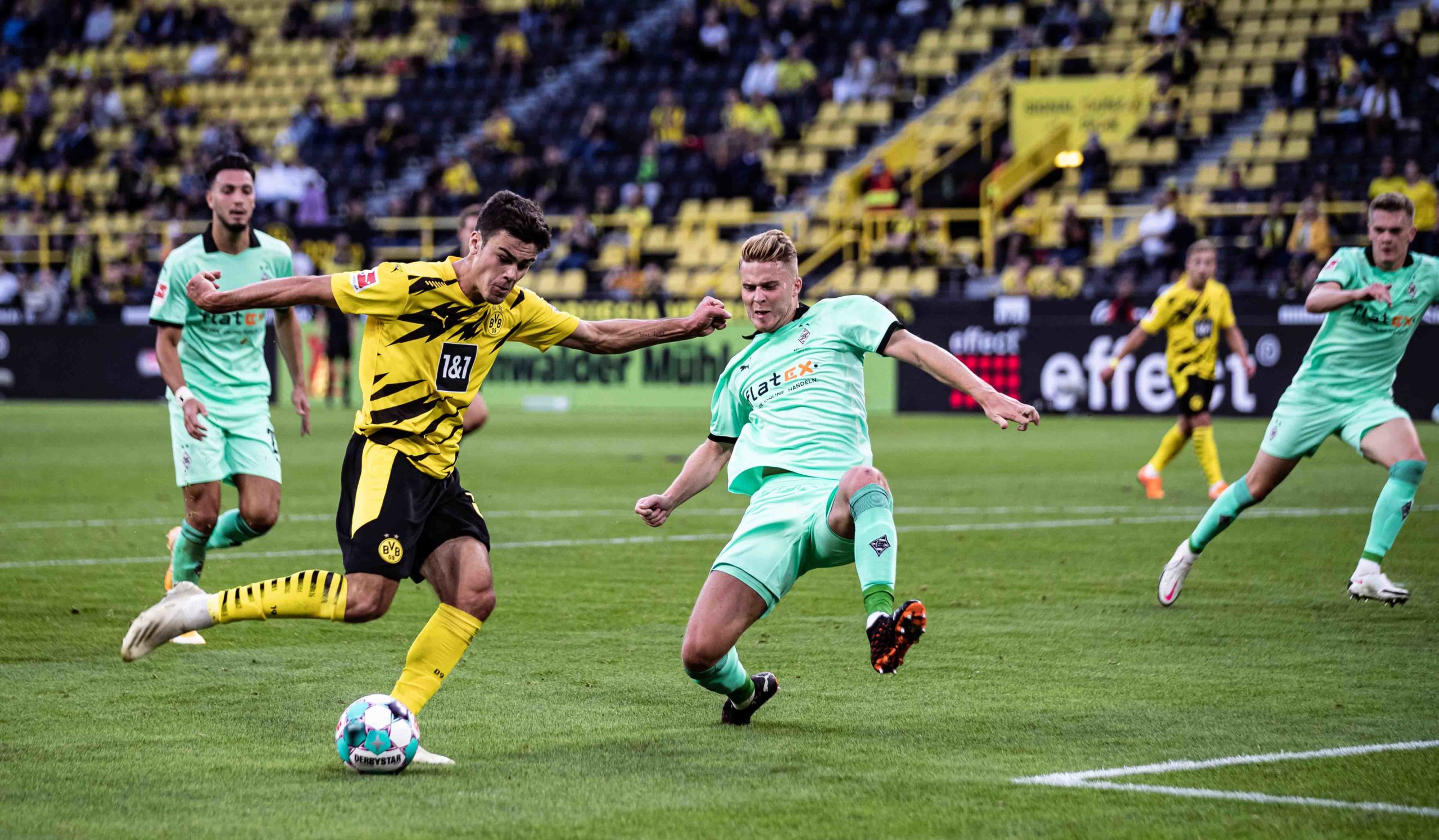 B. gladbach vs B. Dortmund (02:30 – 12/11) | Xem lại trận đấu