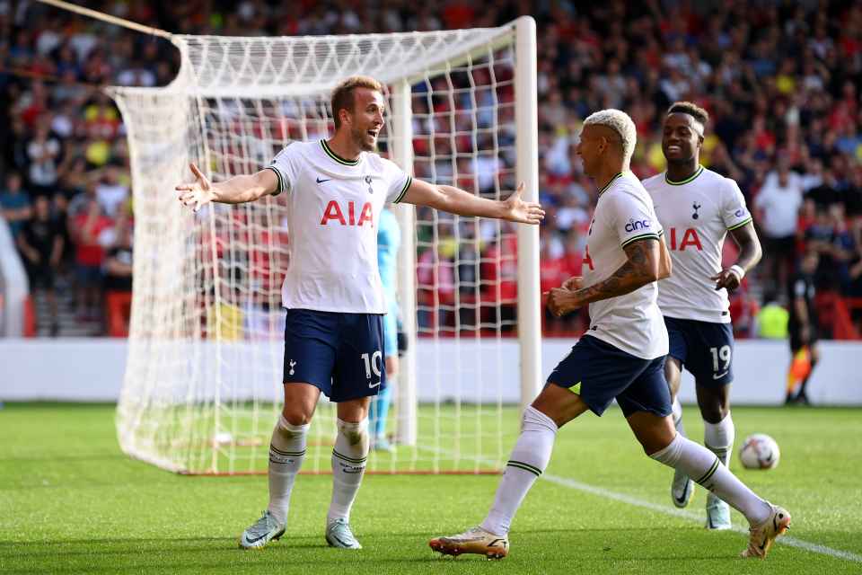 Nottingham vs Tottenham (02:45 – 10/11) | Xem lại trận đấu