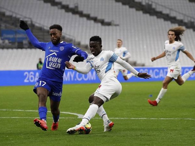 Strasbourg vs Troyes (21:00 – 02/01) | Xem lại trận đấu