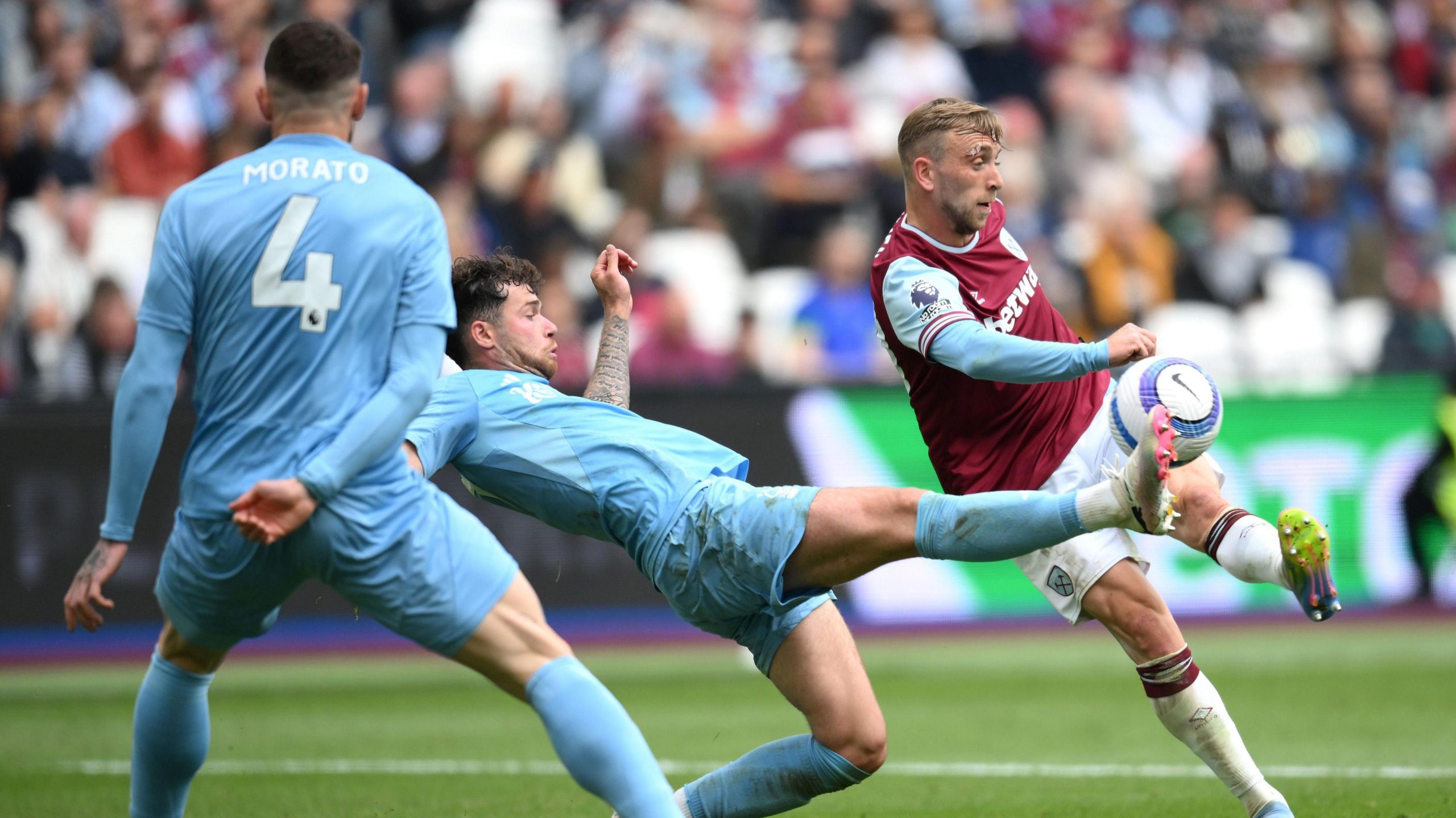 Nhận định soi kèo West Ham vs Nottingham lúc 3h00 ngày 7/1/2026